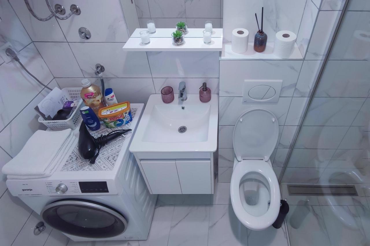 Apartman Vukovic トレビニエ エクステリア 写真
